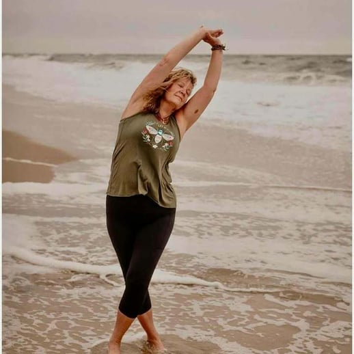 Lynn_Yoga